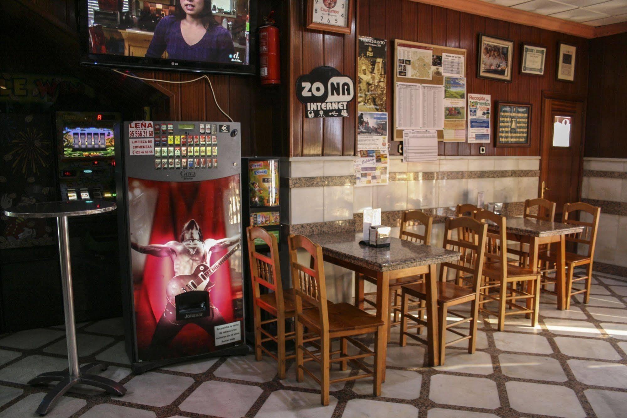 Hostal El Emigrante Dos Hermanas Exteriér fotografie