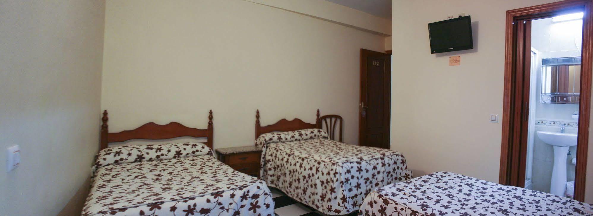 Hostal El Emigrante Dos Hermanas Exteriér fotografie