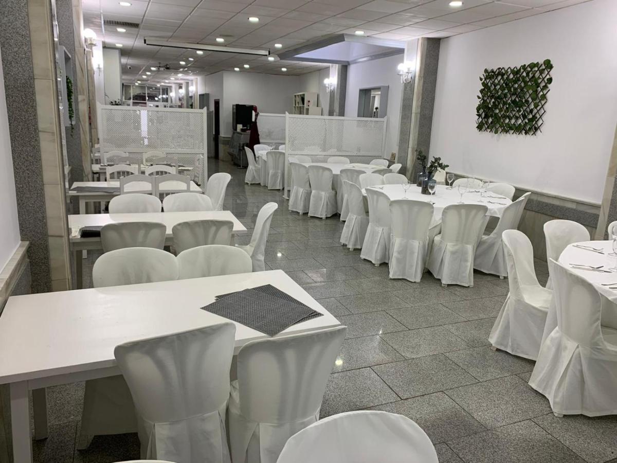 Hostal El Emigrante Dos Hermanas Exteriér fotografie
