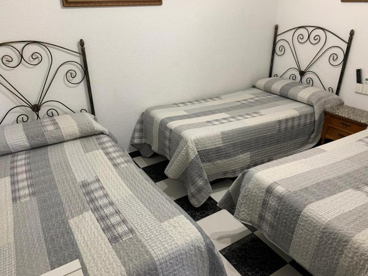 Hostal El Emigrante Dos Hermanas Exteriér fotografie