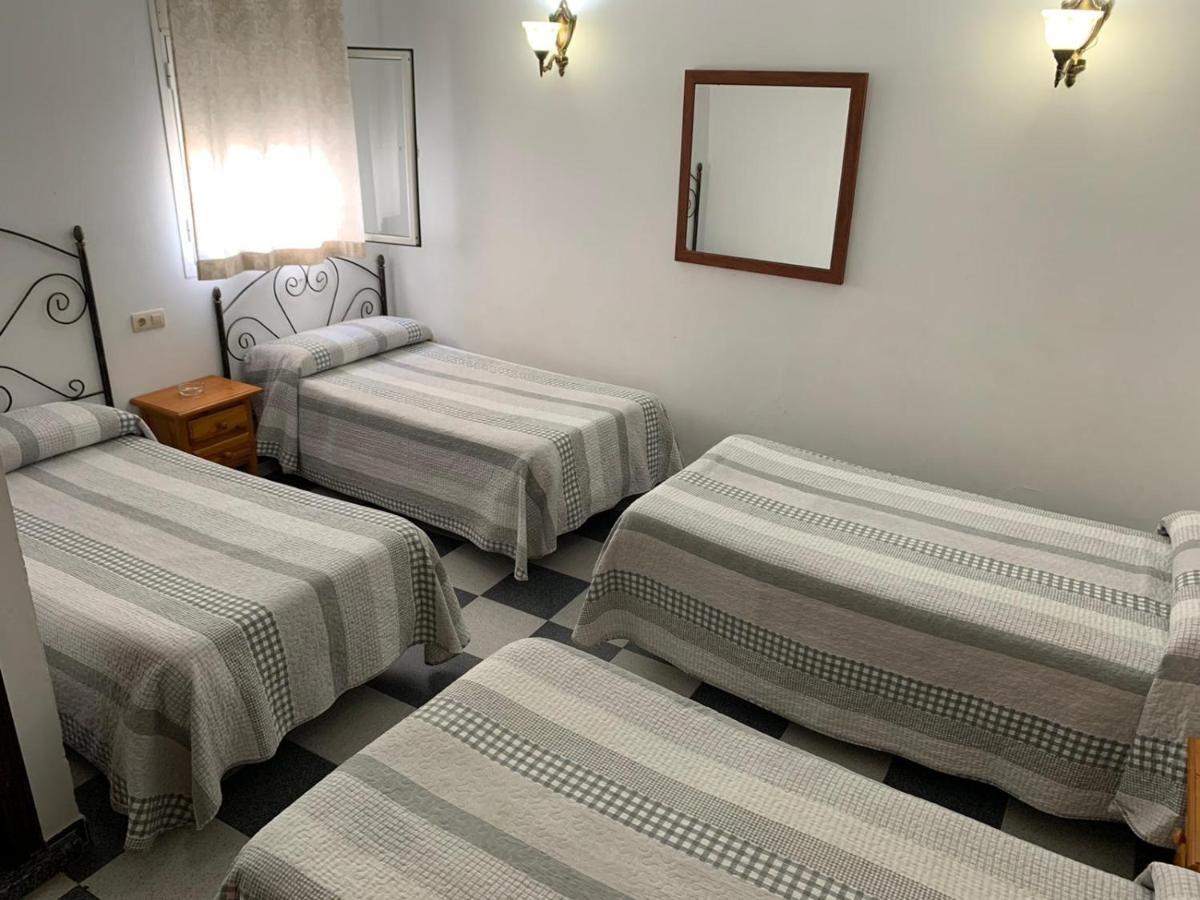 Hostal El Emigrante Dos Hermanas Exteriér fotografie